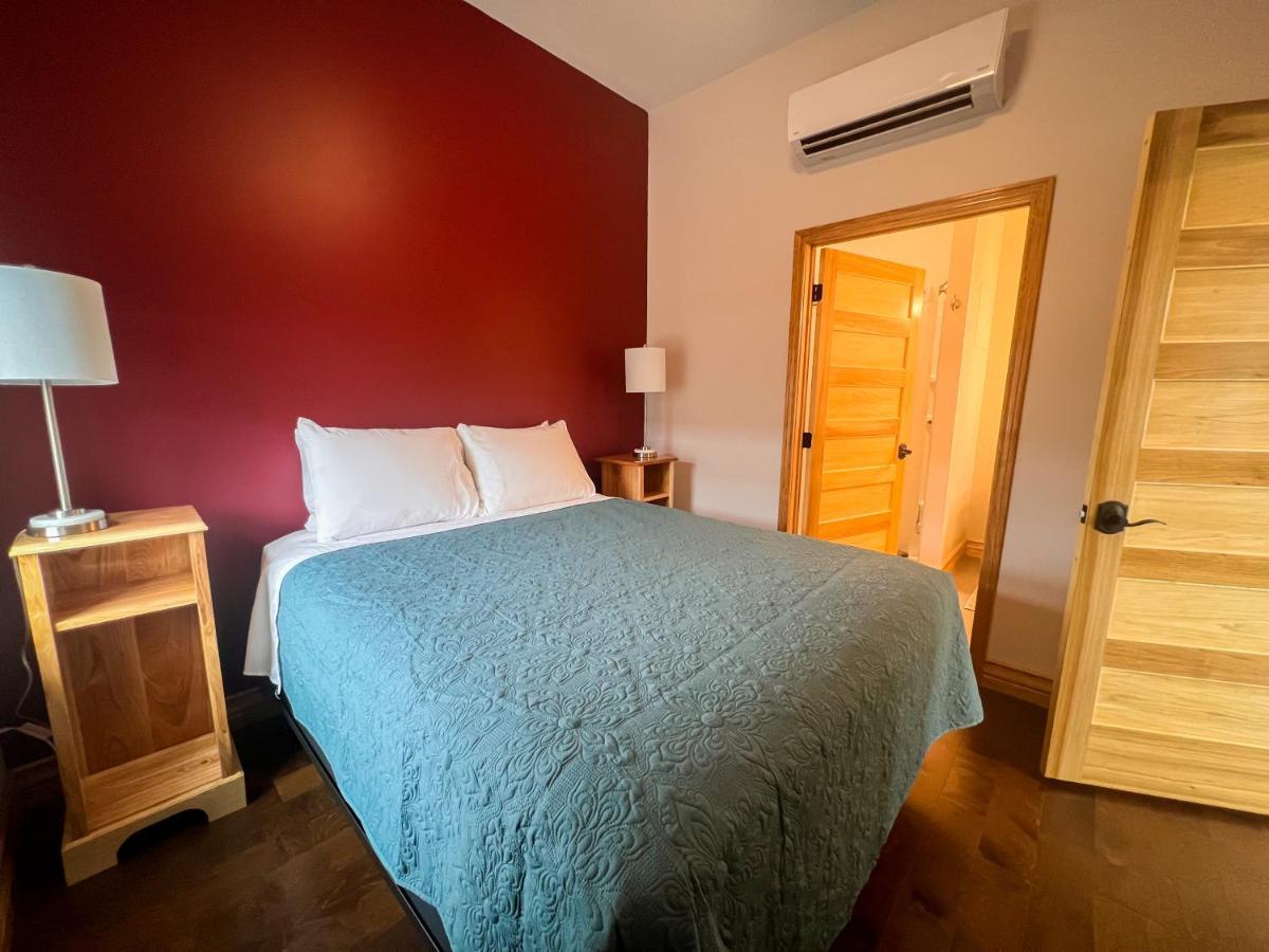 Goldfinch Suites Elkader Ngoại thất bức ảnh